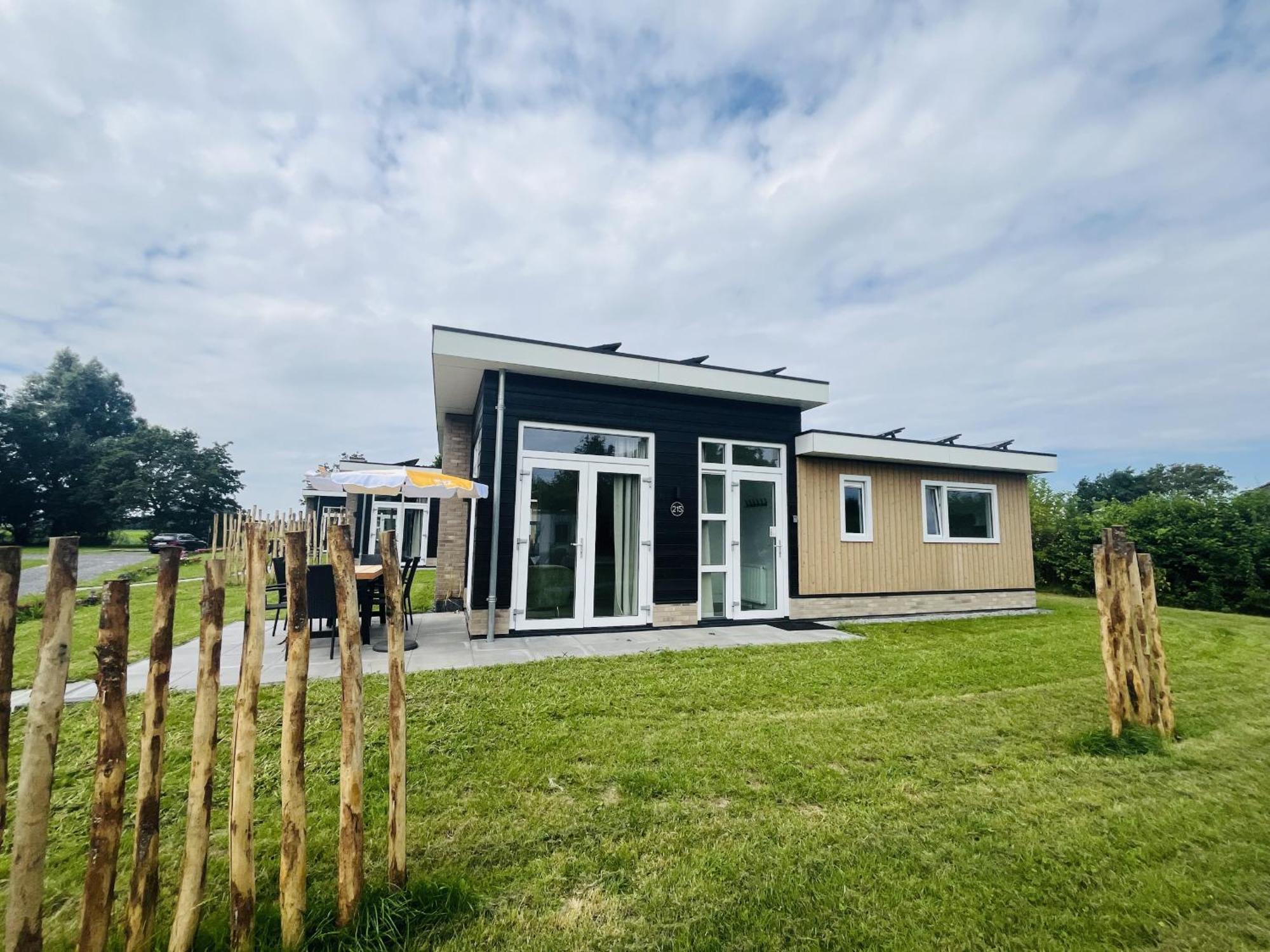 Bungalowpark De Horn - Floresta 215 Dirkshorn Exterior photo